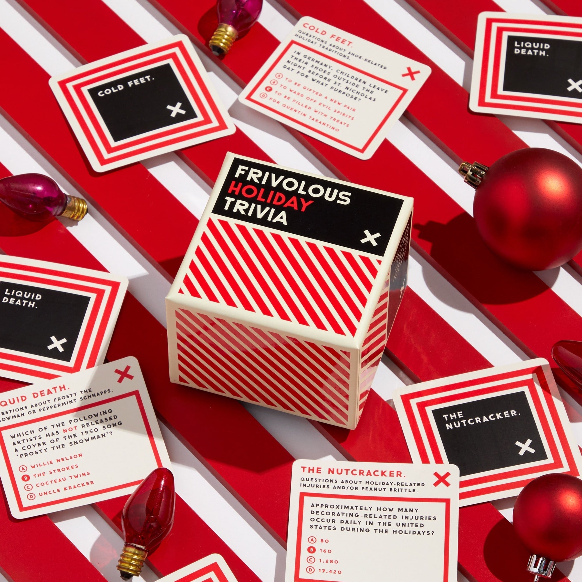 galison-frivolous-holiday-trivia-quizspiel-200-karten-2-8-spieler image 3
