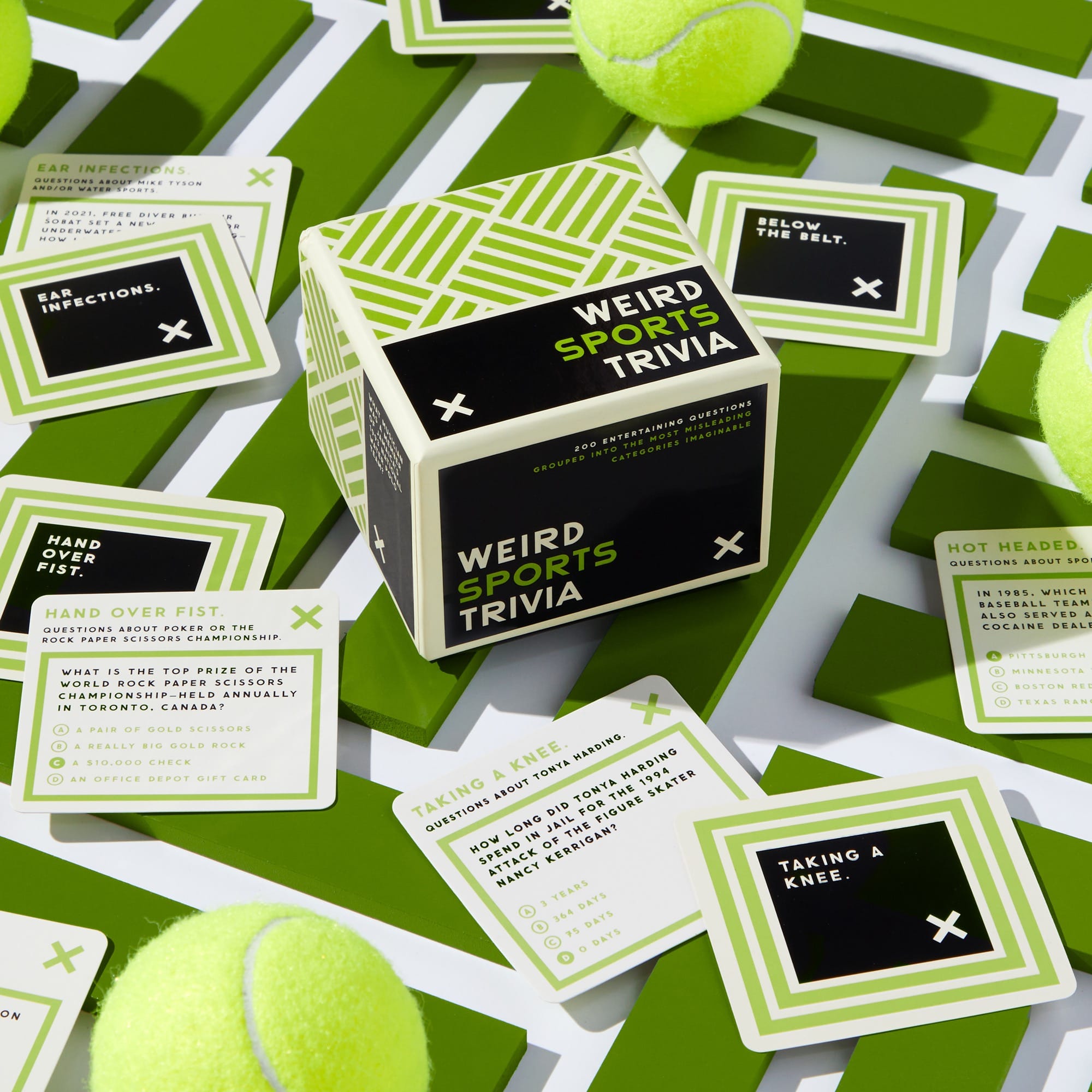 galison-games-weird-sports-trivia-quizspiel-200-karten-sport image 3