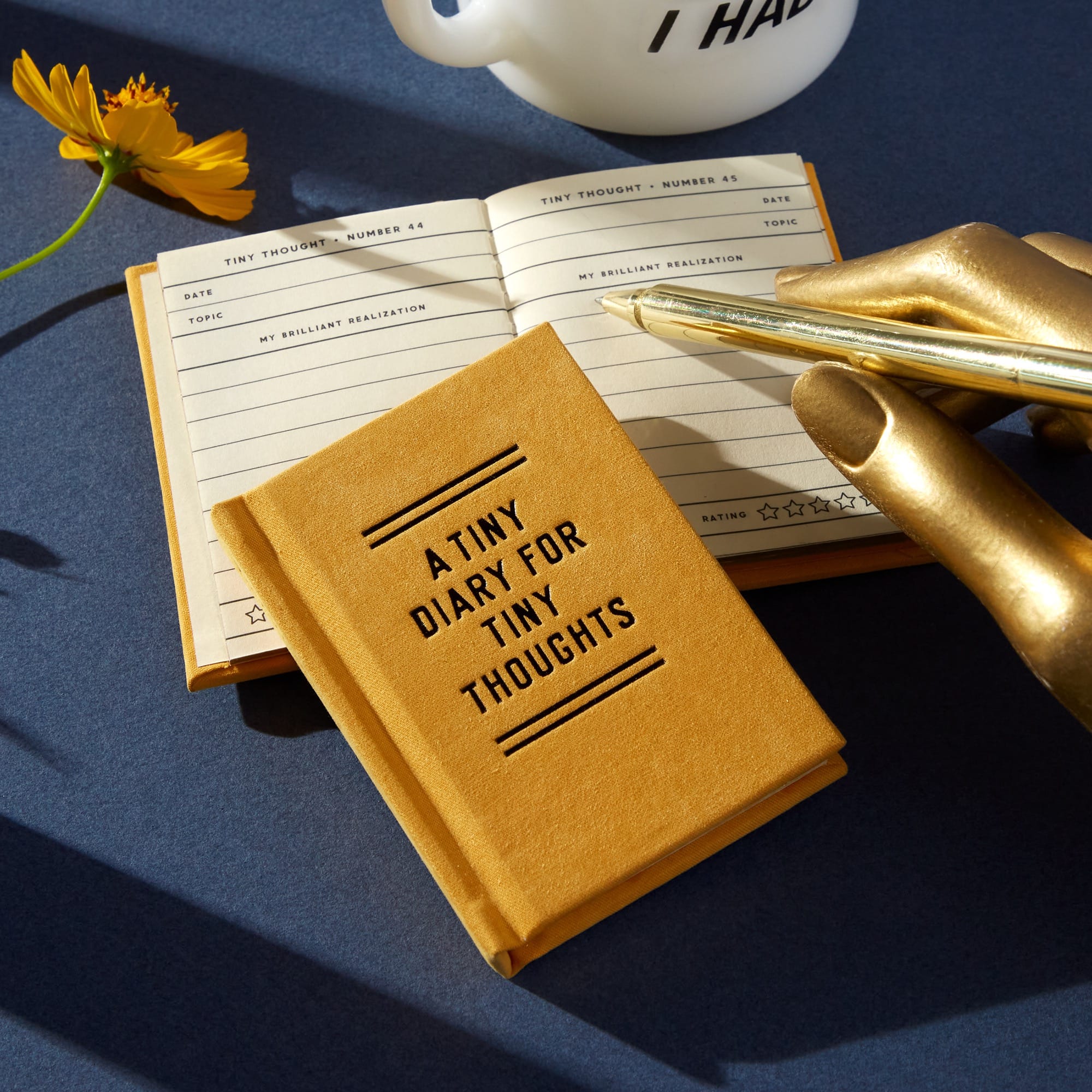 galison-a-tiny-diary-for-tiny-thoughts-tagebuch-filz-goldschnitt image 2