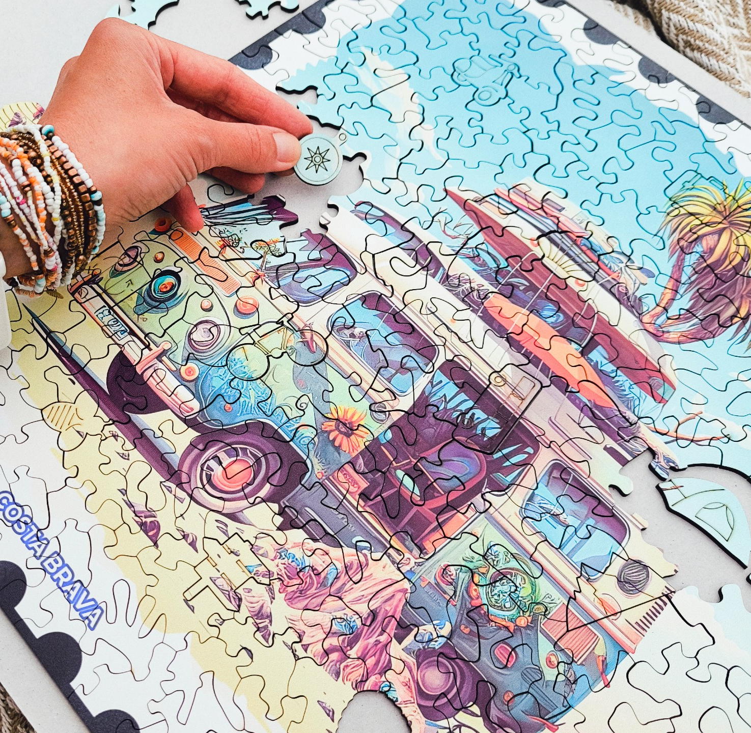milliwood-hello-traveler-costa-brava-holzpuzzle-250-teile image 2