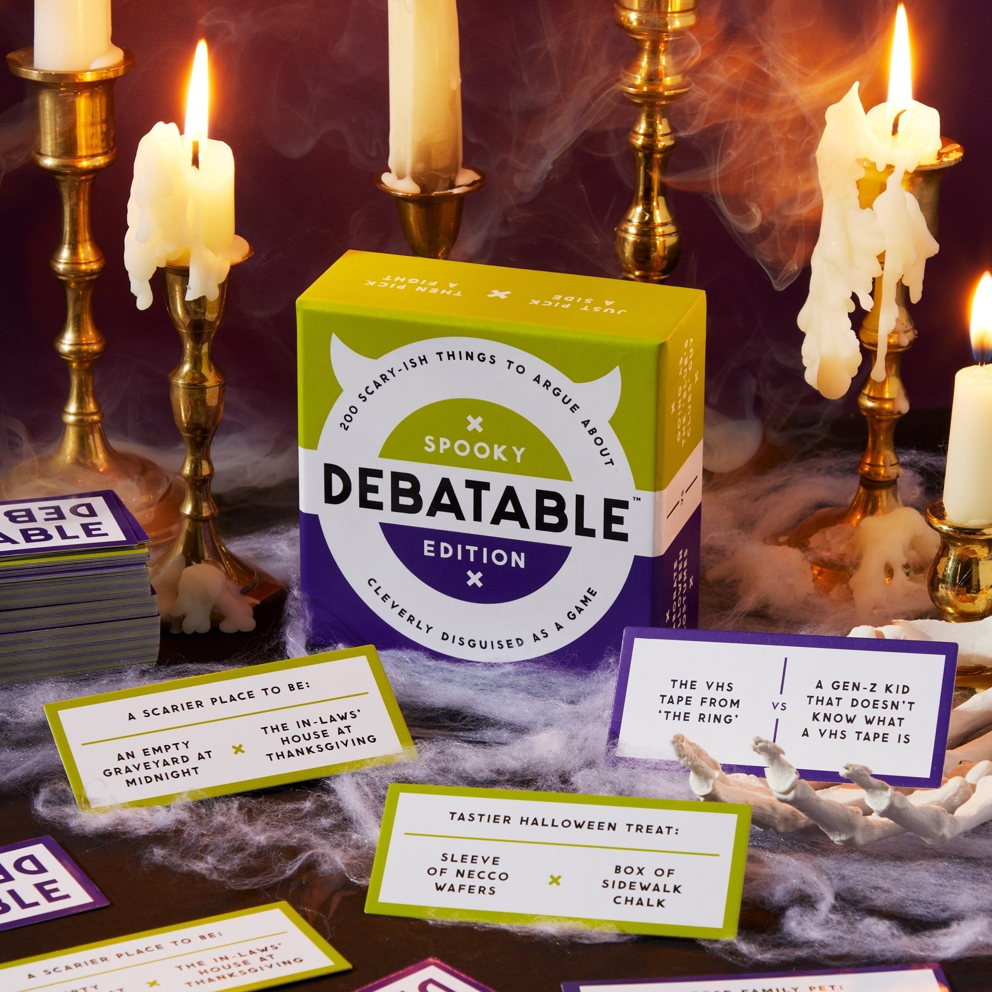galison-debatable-spooky-edition-kartenspiel-halloween-200-karten image 3