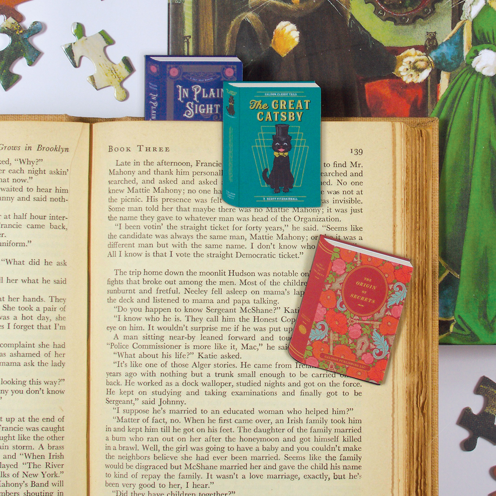 galison-vintage-books-magnetische-lesezeichen-3er-set image 4
