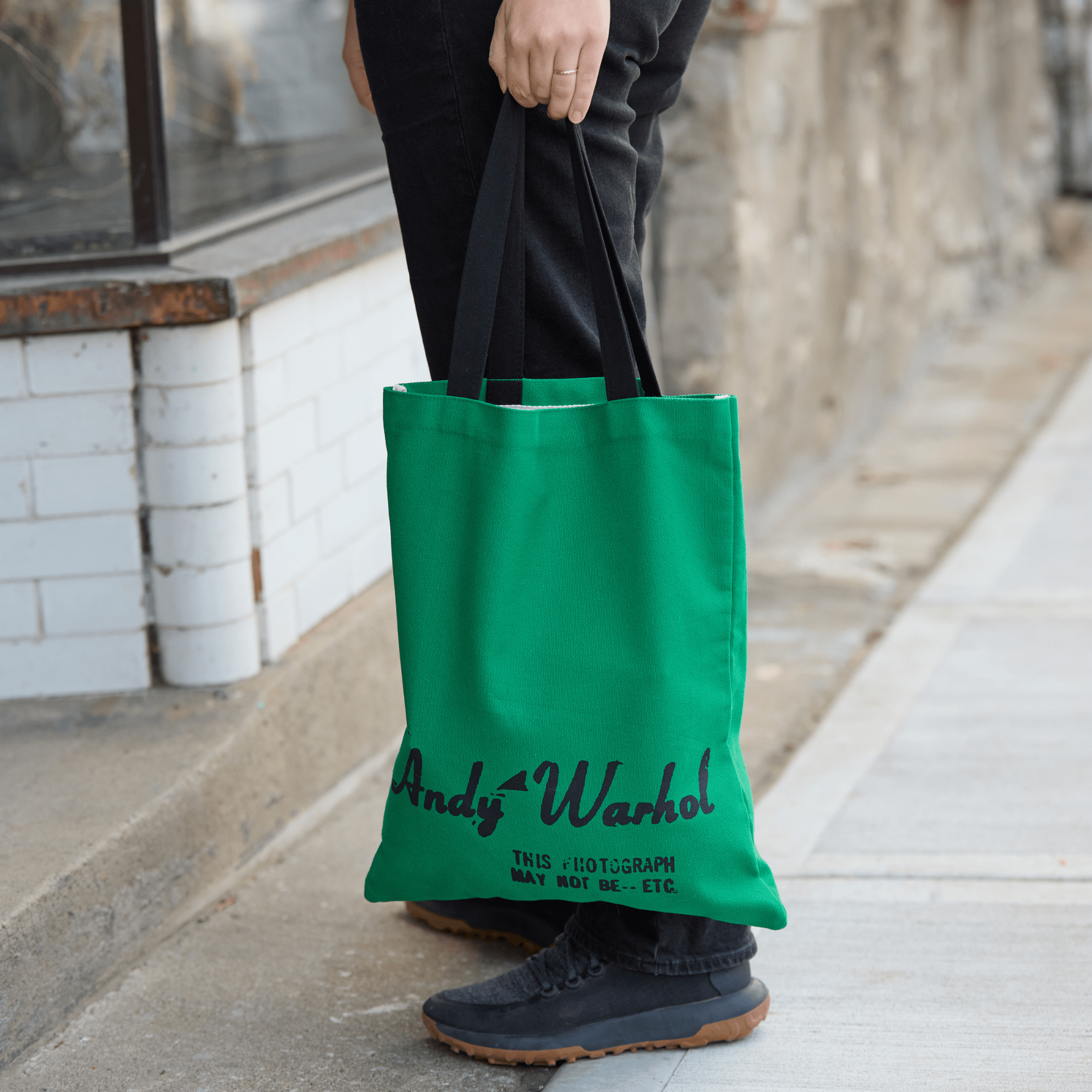galison-warhol-soup-can-canvas-tote-bag-gr-n image 6