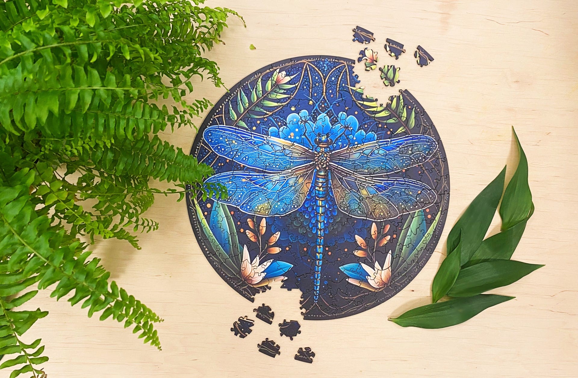 milliwood-peace-harmony-libelle-holzpuzzle-206-teile image 3