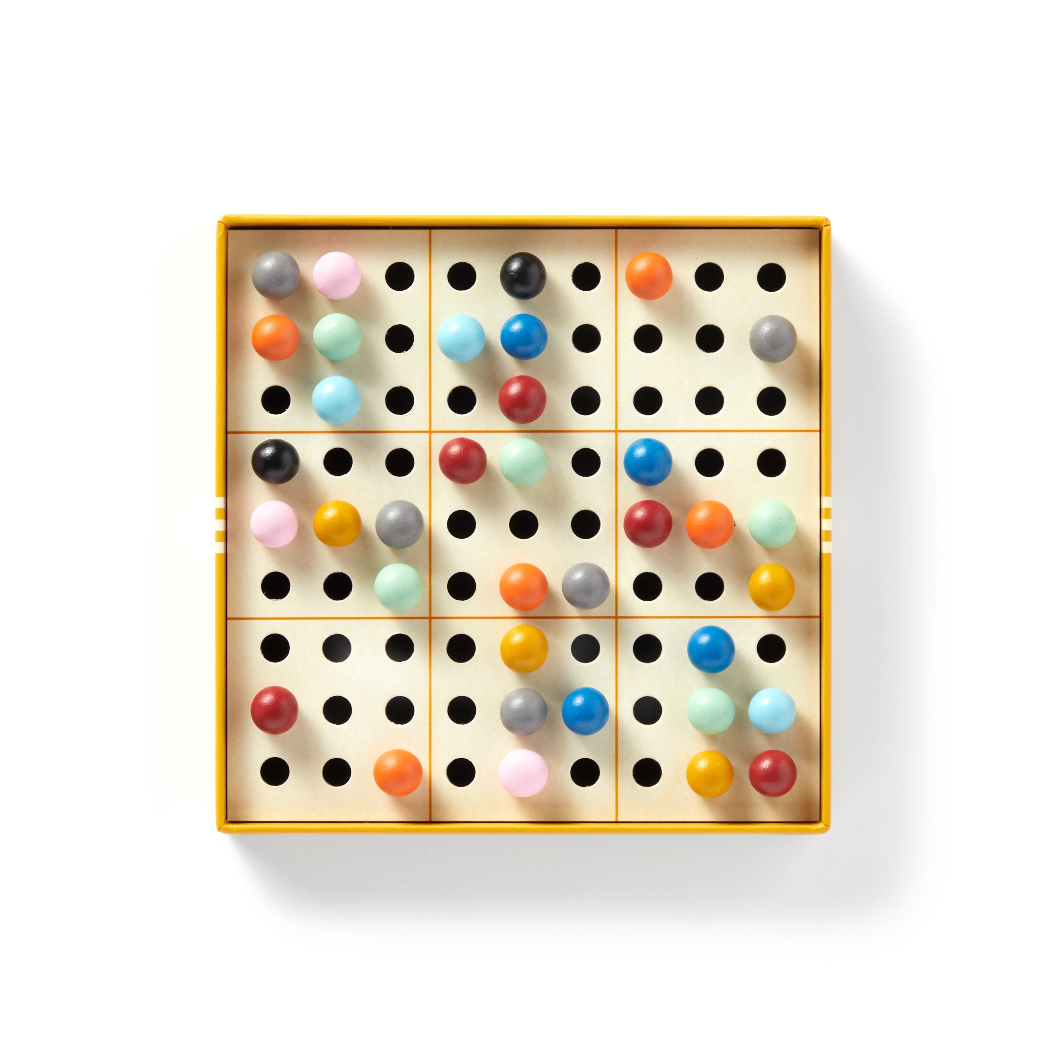 galison-sudoku-with-some-balls-spiel-sudoku-brettspiel-holzkugeln image 8