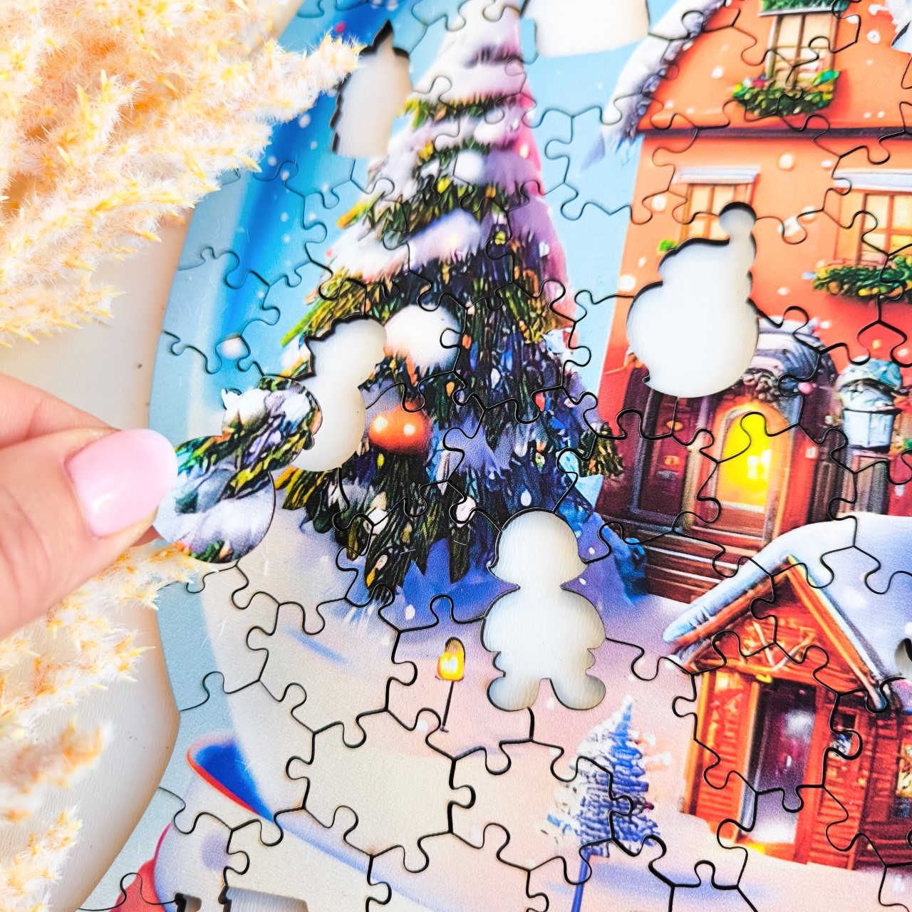 milliwood-christmas-holzpuzzle-schneekugel-200-teile-weihnachtsstadt image 8