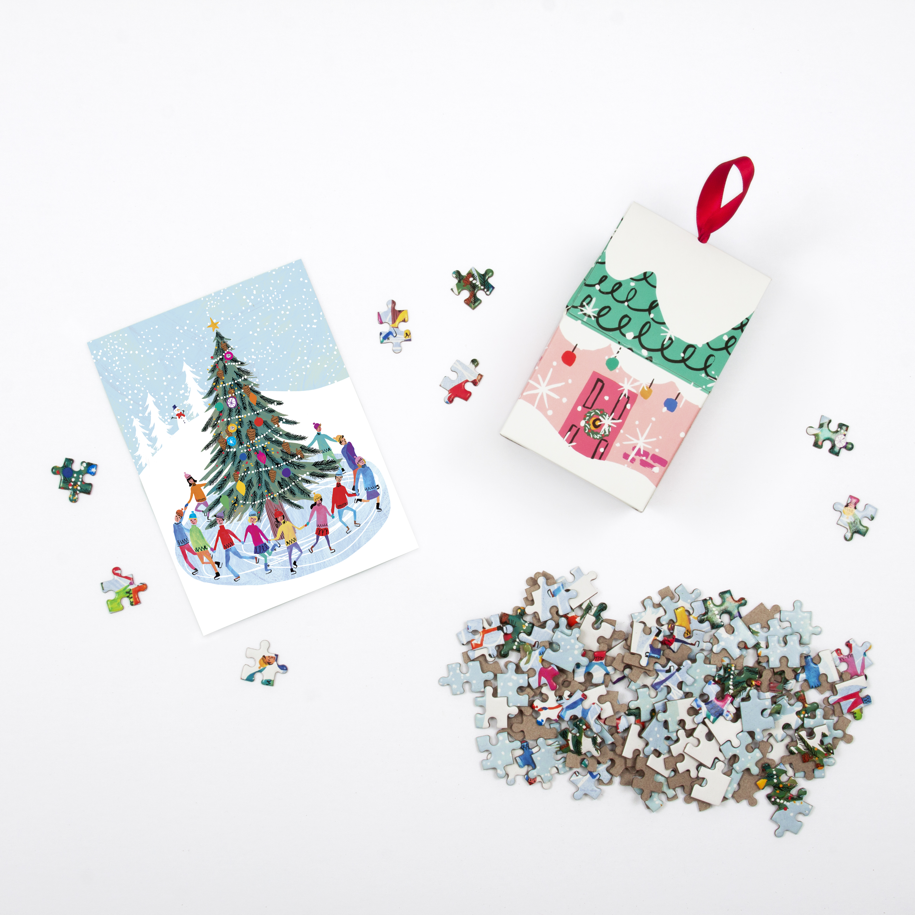 galison-tree-skaters-puzzle-ornament-130-teile-weihnachten image 4